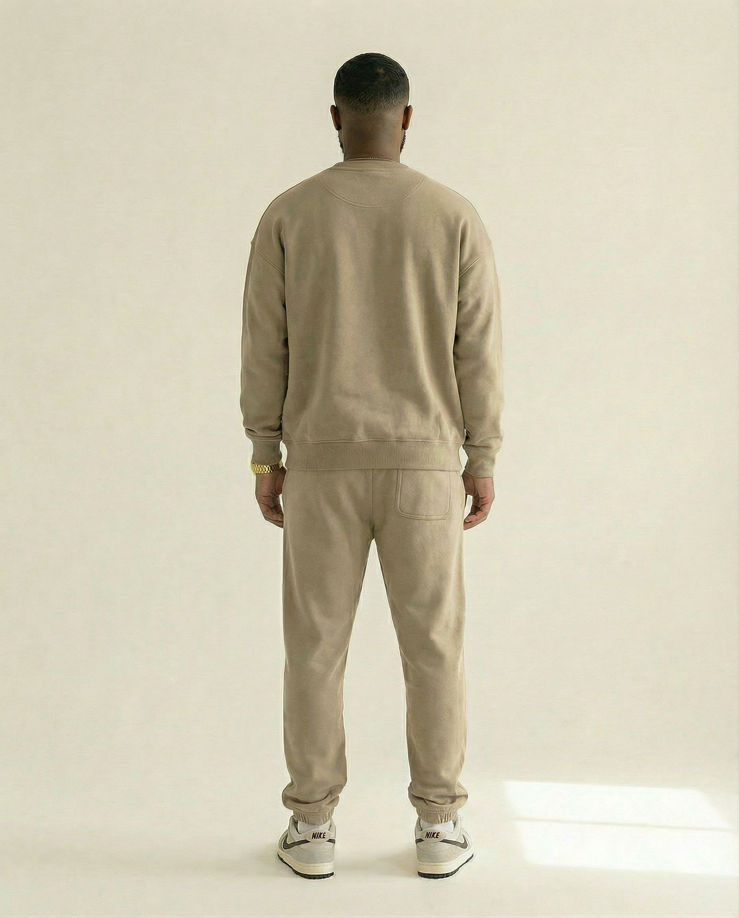 MENS CREWNECK